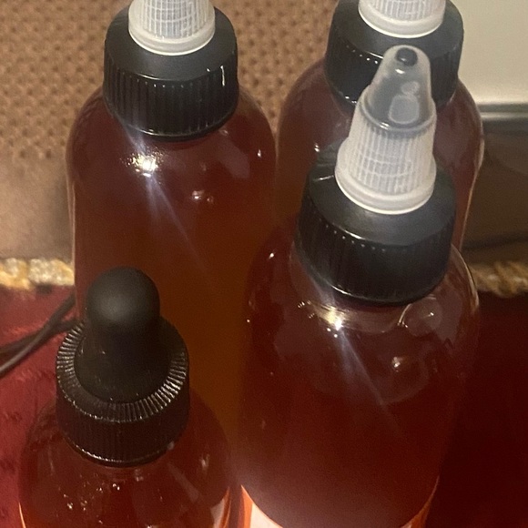 Pumpkin Seeds OiL - Picture 3 of 4